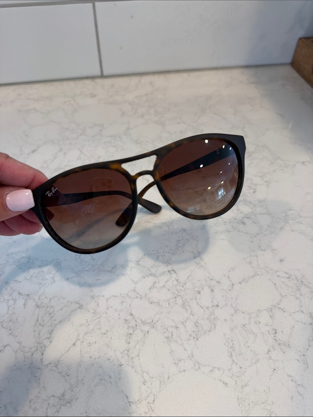 Ray-Ban Women's Tortoiseshell Frame with Brown Gradient Lenses Sunglasses